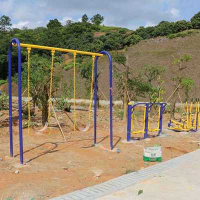 重慶安裝戶外健身路徑進(jìn)行中 重慶安裝戶外健身路徑進(jìn)行中